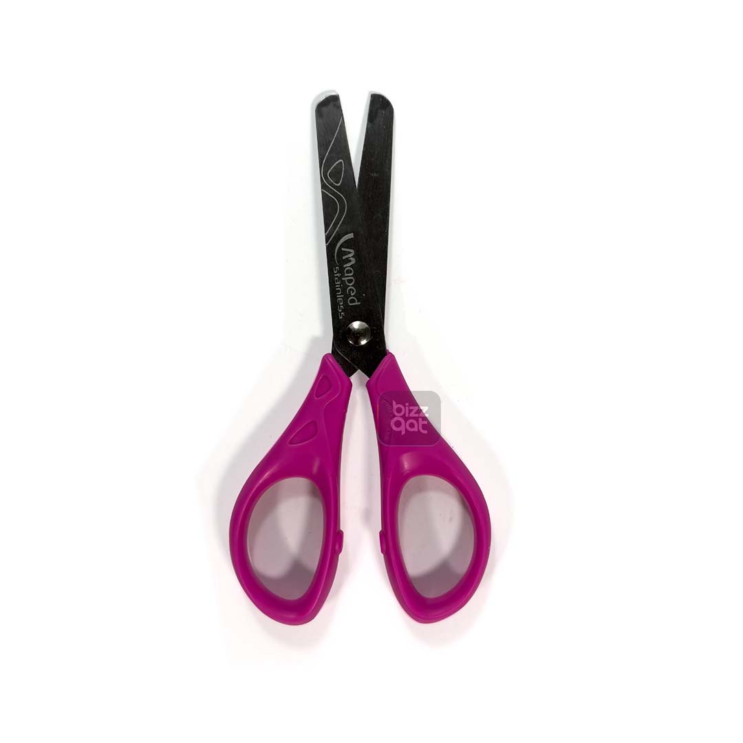The MAPED SCISSORS PULSE ESSENTIAL 13CM DSP 24 is a pair of scissors made by the Maped brand. Here are the specifications: Length: 13cm (5 inches) Material: Stainless steel blades with plastic handles Design: Symmetrical design for both right and left-handed use